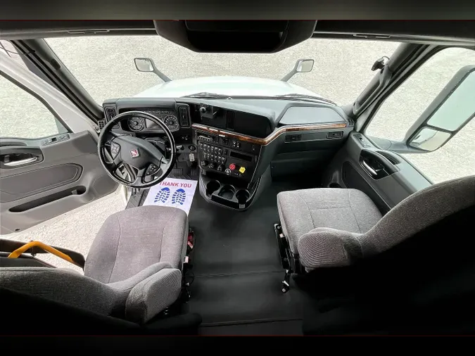 2021 INT LT625 6x4