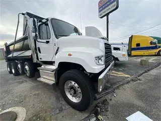 2021 Freightliner 114SD