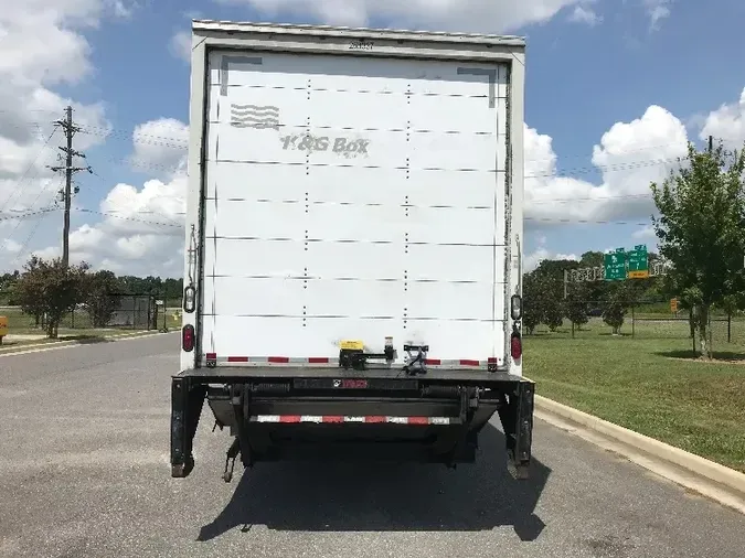 2017 Freightliner M2