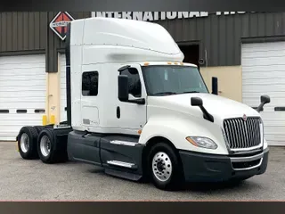 2022 INT LT625 6x4