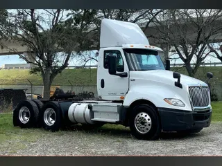 2019 INT LT625 6x4
