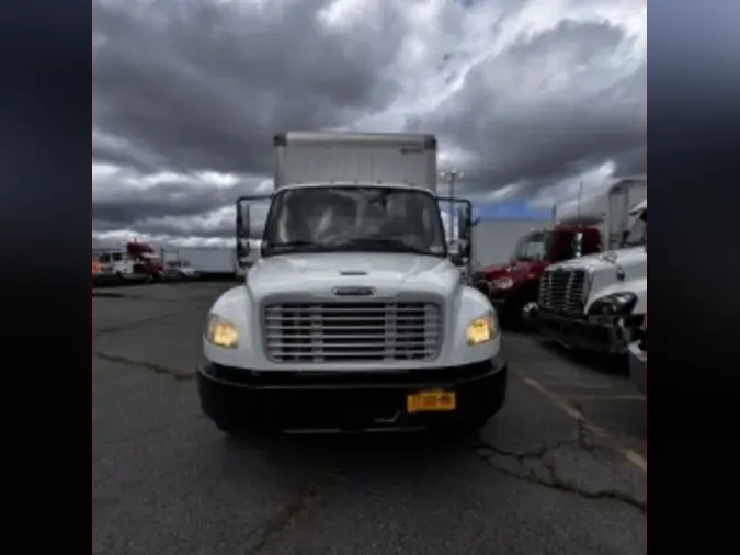 2018 FREIGHTLINER M2 106