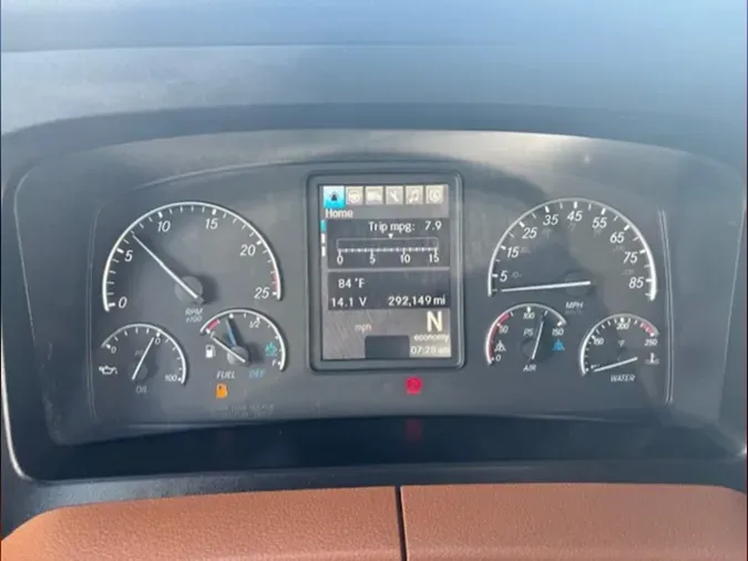 2023 Freightliner Cascadia 126