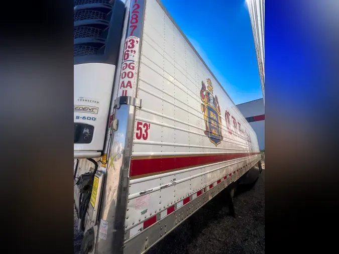 2019 UTILITY VS2RA8392393bd3a16f9b4280cf208bd5bd64