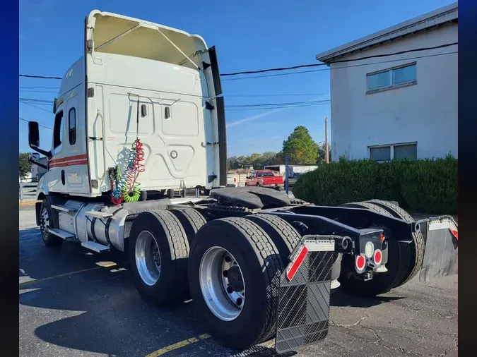2020 FREIGHTLINER/MERCEDES NEW CASCADIA 1168395bf99e07bddae66741d3581da68b7