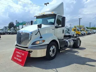 2019 NAVISTAR INTERNATIONAL RH613 DAYCAB S/A
