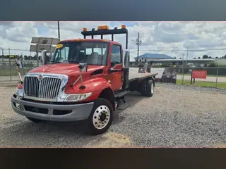 2020 NAVISTAR INTERNATIONAL MV607 (4X2)