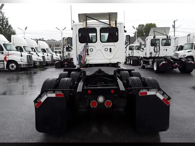2019 FREIGHTLINER CASCADIA 125
