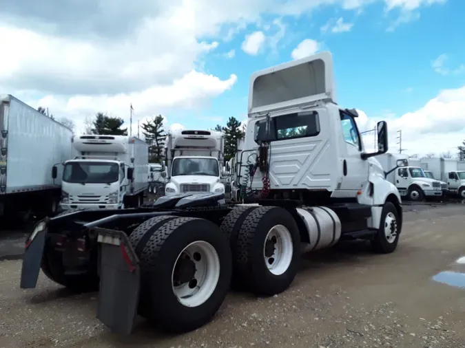 2018 NAVISTAR INTERNATIONAL LT625 DAYCAB T/A