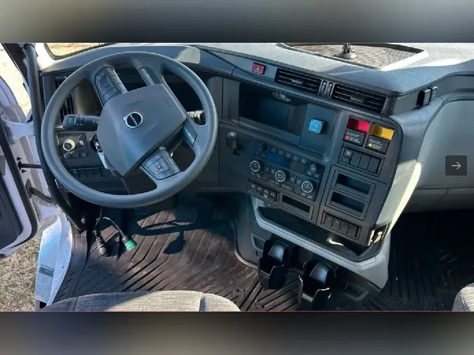 2026 VOLVO VNL64T860839cc3503bb97bec9d2d8dbcb8cf1343