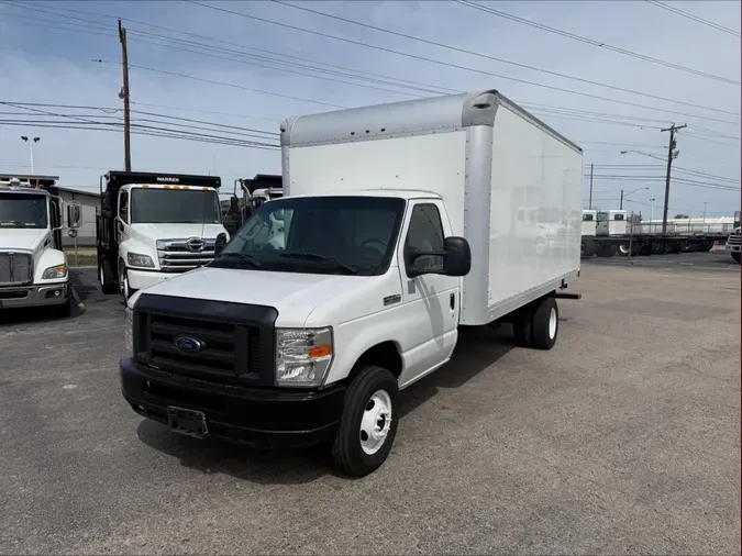 2019 Ford E-450