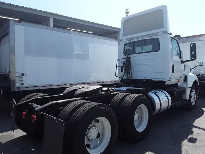 2019 NAVISTAR INTERNATIONAL LT625 DAYCAB T/A