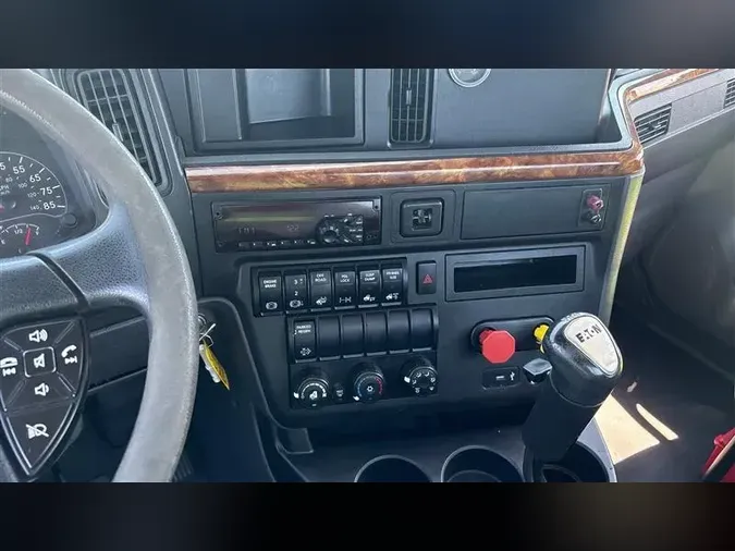 2018 INTERNATIONAL RH613