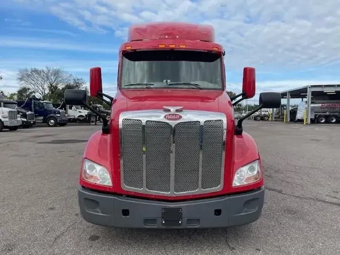 2021 Peterbilt 579