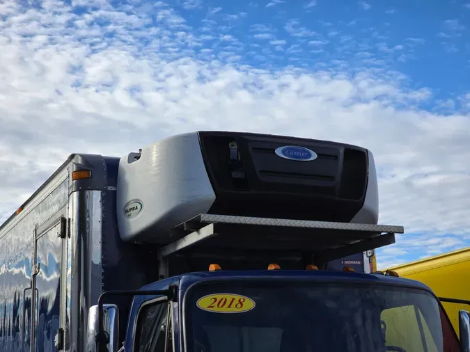 2018 FREIGHTLINER/MERCEDES M2 106