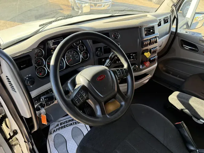 2021 Peterbilt 579