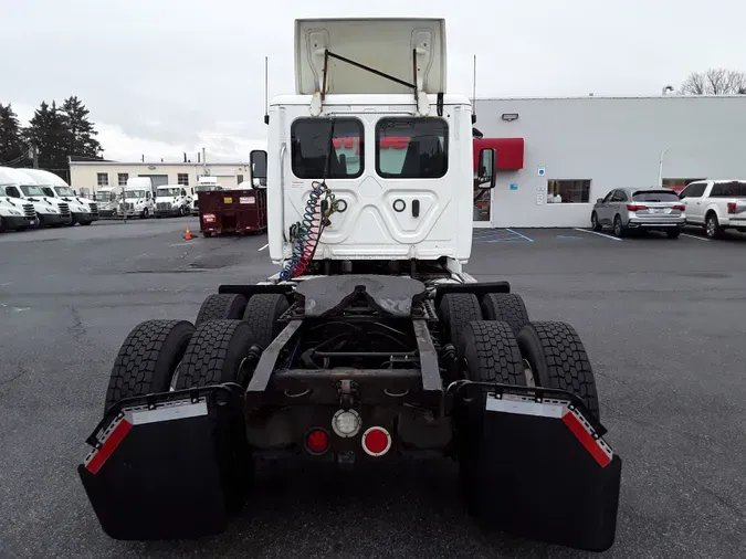 2019 FREIGHTLINER/MERCEDES CASCADIA 125