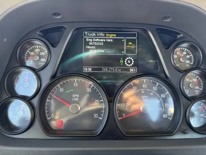 2021 Peterbilt 57983b3687bb767144aeab156b19bd7c6b9