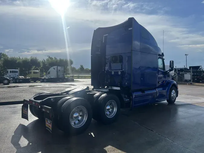 2022 Peterbilt 579