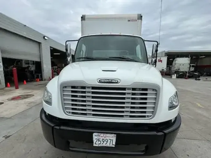 2014 FREIGHTLINER/MERCEDES M2 106