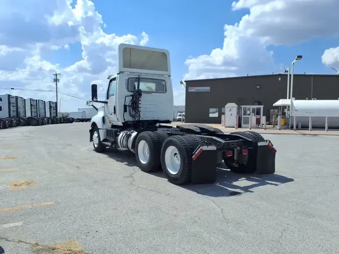 2019 NAVISTAR INTERNATIONAL LT625 DAYCAB T/A83b6667f0e8f417e9af21b884734e710