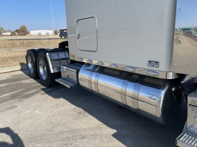 2019 Peterbilt 38983b735699949952961b435ee83dedba3