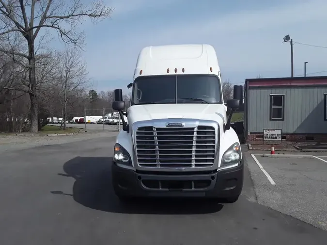 2019 FREIGHTLINER/MERCEDES CASCADIA 125