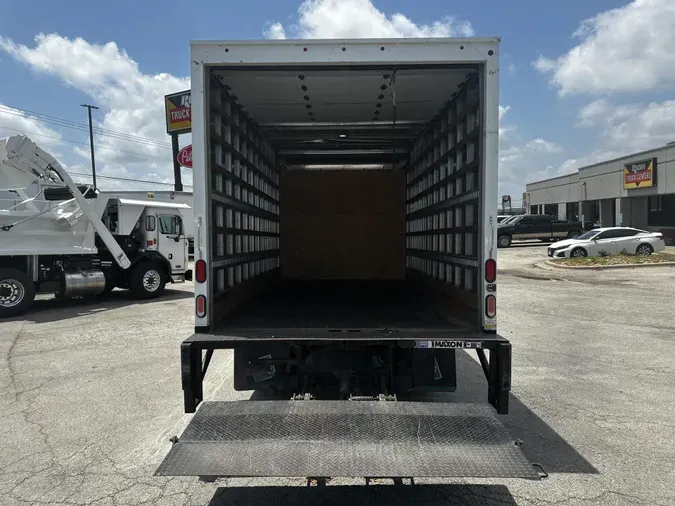2022 Isuzu NPR-XD