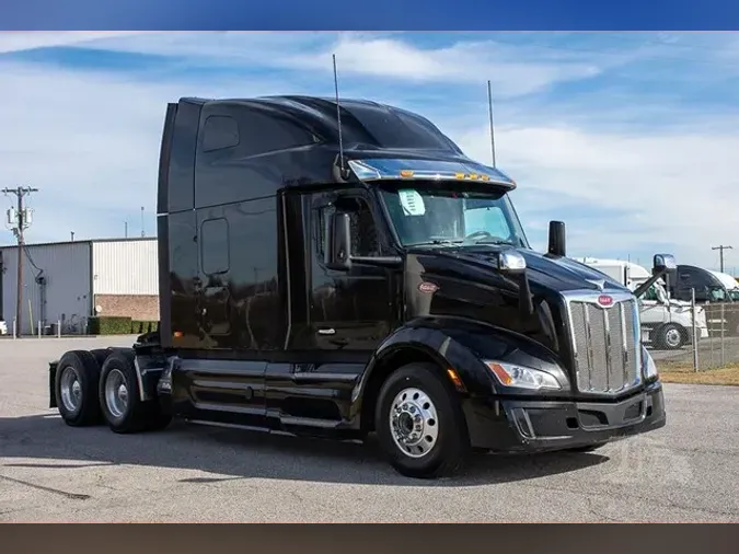 2023 PETERBILT 579