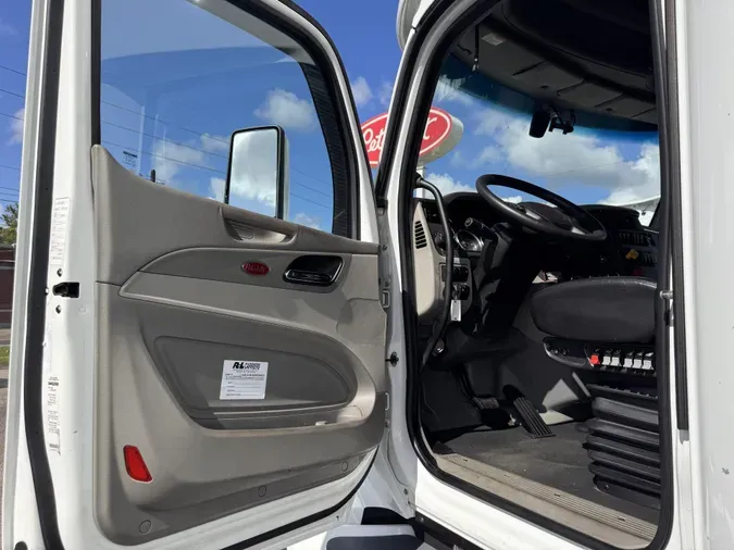 2020 Peterbilt 579