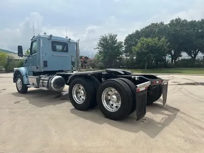 2022 Peterbilt 567