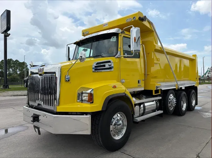2023 Western Star 4700