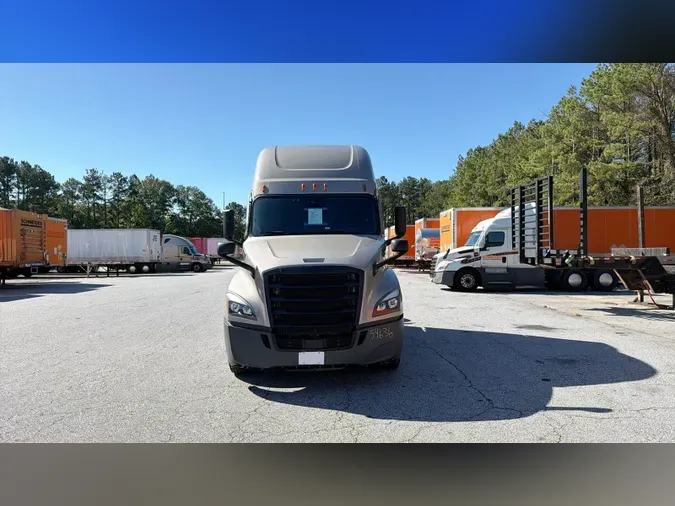 2023 Freightliner Cascadia 126
