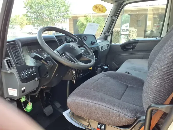 2020 NAVISTAR INTERNATIONAL MV607 (4X2)