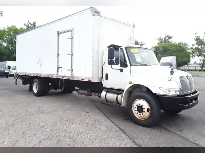 2017 NAVISTAR INTERNATIONAL 4300