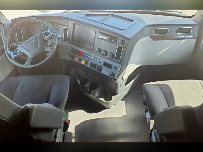 2020 FREIGHTLINER NEW CASCADIA PX12664