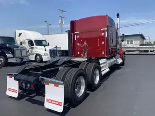 2025 Kenworth W900