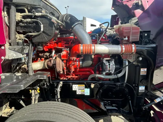 2022 Kenworth T68083d39a244a49977ee347308d3ebd6005