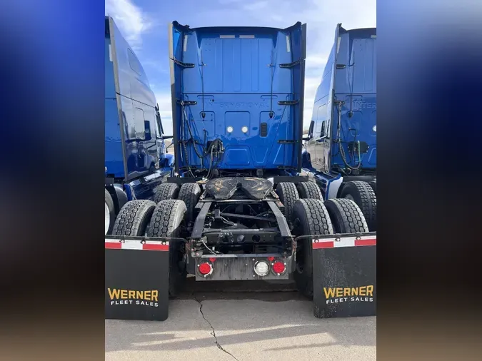 2020 INTERNATIONAL LT