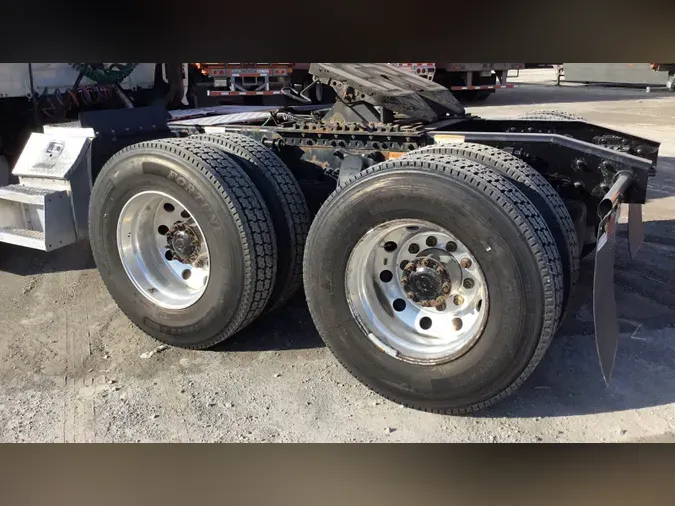 2021 Freightliner Cascadia 12683da5251e75819fd614c9fa4a3886c04