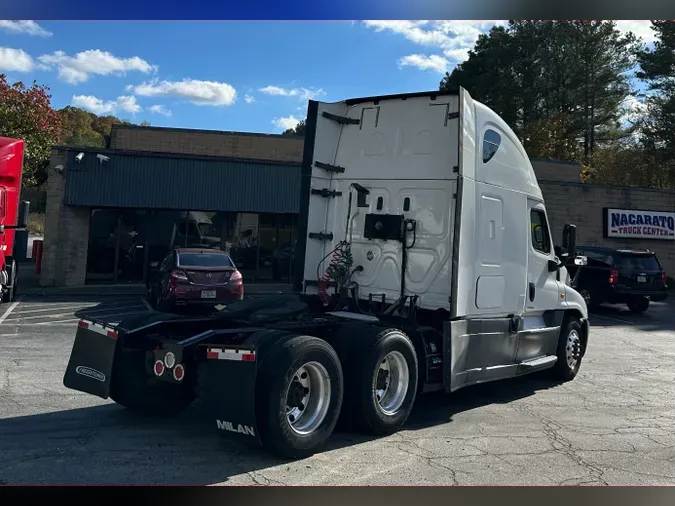 2019 FREIGHTLINER CASCADIA