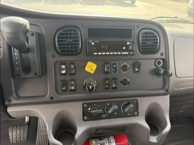 2019 FREIGHTLINER/MERCEDES M2 10683de58b97c01ab89a12612a71eda4572