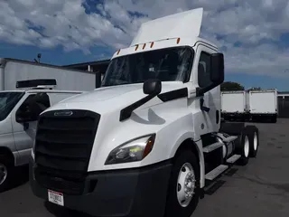 2019 FREIGHTLINER/MERCEDES CASCADIA