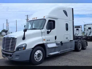 2020 FREIGHTLINER/MERCEDES CASCADIA 125