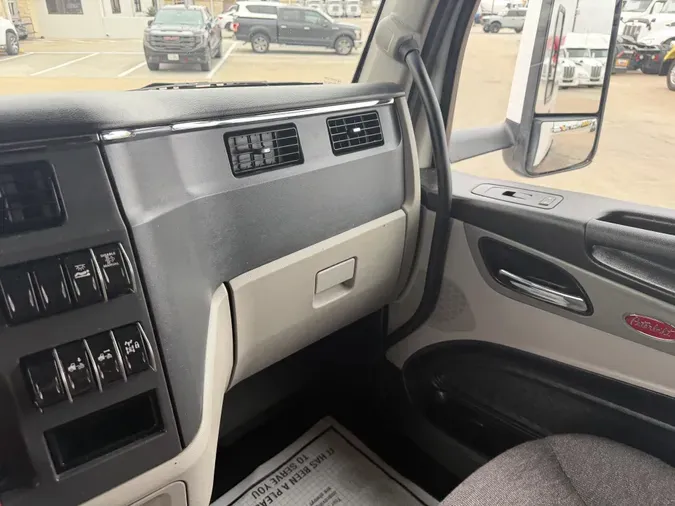 2022 Peterbilt 57983e21fcb60621aa9f06561034435dd61