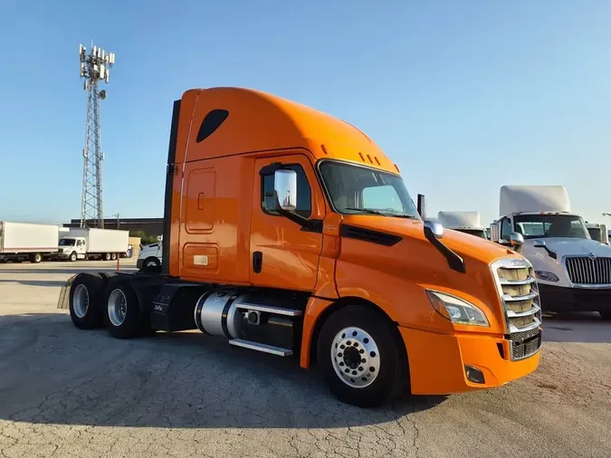 2019 FREIGHTLINER NEW CASCADIA PX12664
