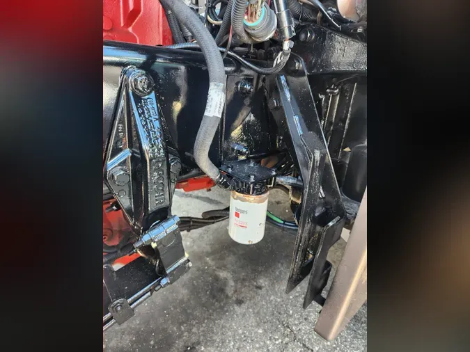 2015 PETERBILT 389