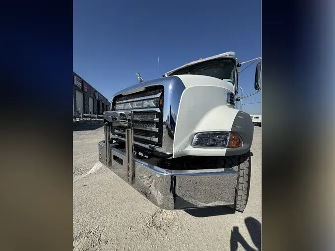 2026 MACK GR84B