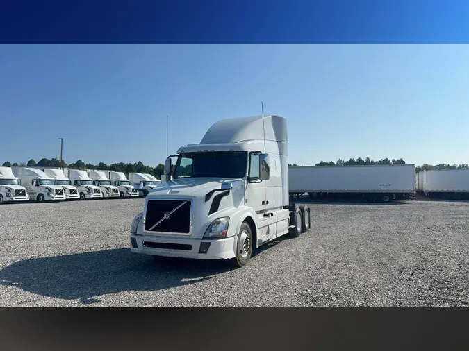 2016 Volvo VNL 740