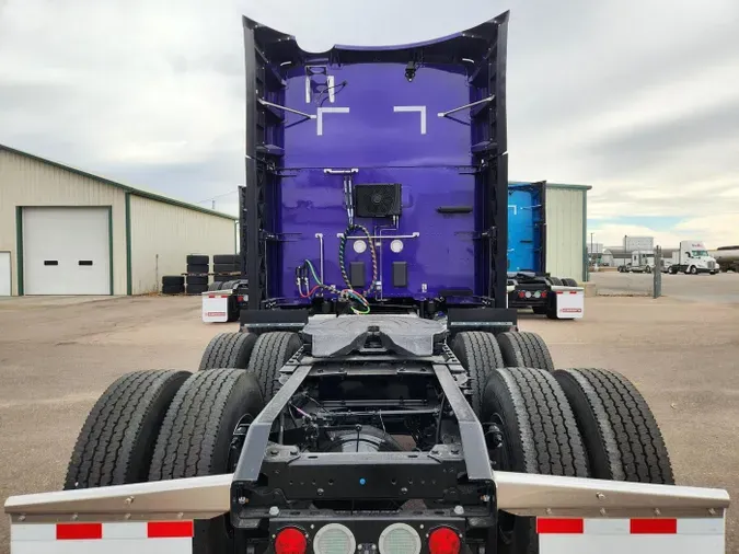 2026 Kenworth T68083f7975a88ad8540d10fad569c450f8c